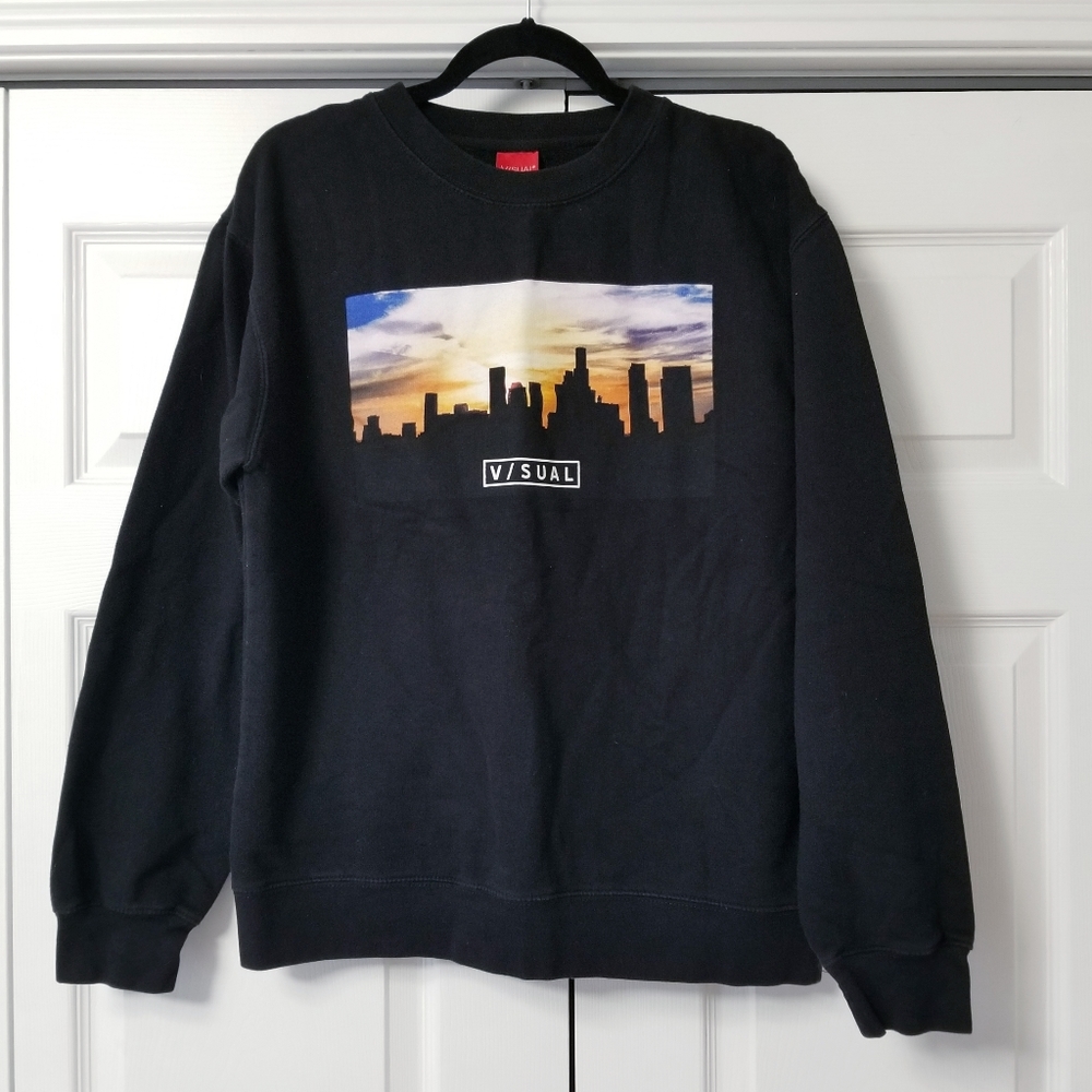 Visual Apparel Men's Black Crewneck Sweater